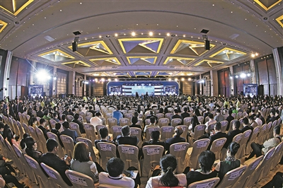 gyrb851653_jsb_1755013844139_b.jpg